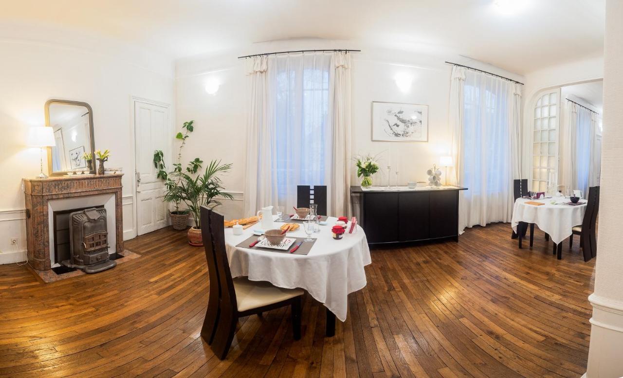 Au Fil De Troyes Bed and Breakfast Sainte-Savine Εξωτερικό φωτογραφία